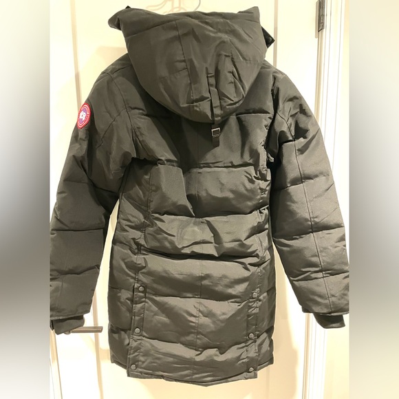 CANADA GOOSE MACMILLAN PARKA
Brand New With Tags +MATCHING FREE BEANIE - Picture 5 of 7